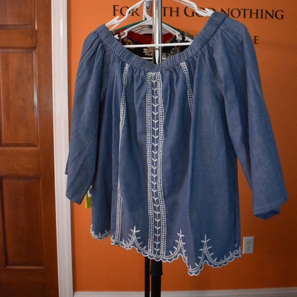 bWomen's Size Large "Cold Shoulder" Blouse by b. Boutique - Picture 1 of 2